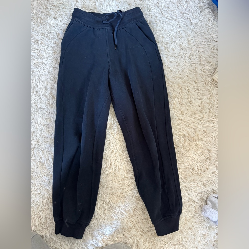 Lululemon Size 4 Navy Sweatpants